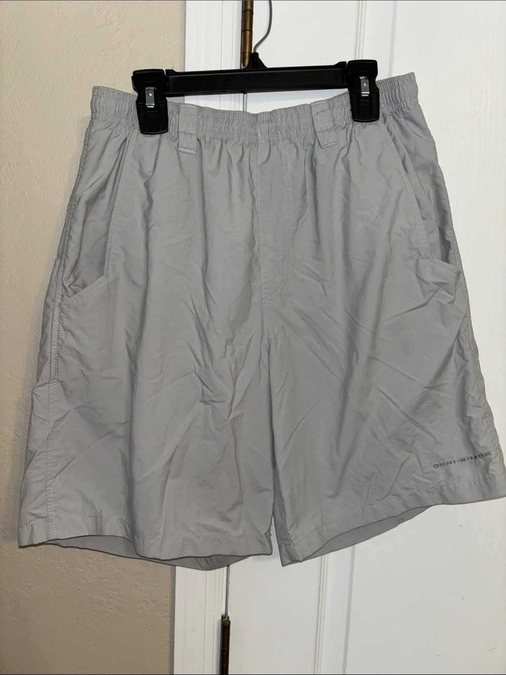Columbia Men's Light Gray Performance Athletic Shorts